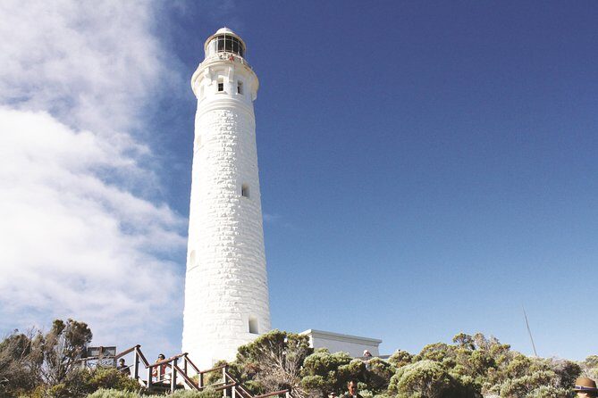 4 Day Albany Margaret River, Valley of the Giants Tour from Perth - Day 2: Albany whaling station, Torndirrup coast drama, and the Nornalup Inlet cruise