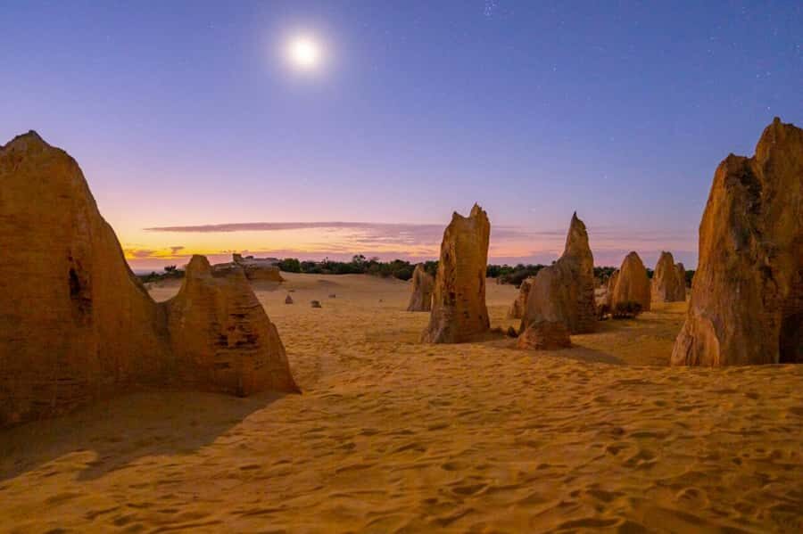 From Perth: Pinnacles Sunset and Stargazing Tour with Dinner - Stargazing with a telescope and Dreamtime sky stories