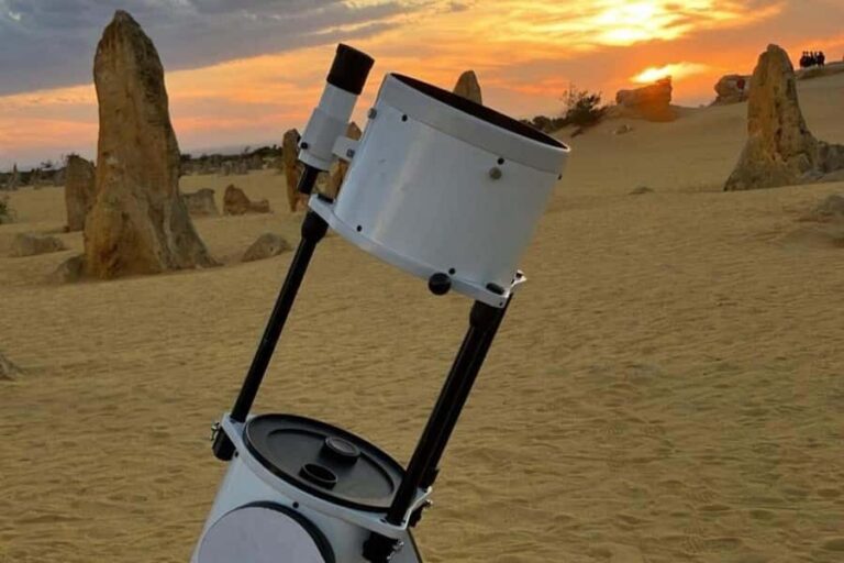 From Perth: Pinnacles Sunset and Stargazing Tour with Dinner - Guilderton Lookout: your Indian Ocean viewpoint stop