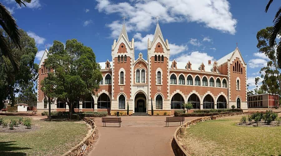 Full Day Pinnacles Desert and New Norcia - Why New Norcia and the Pinnacles Desert Belong in the Same Day