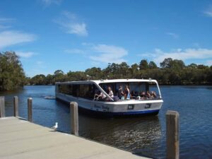 Full-Day Swan Valley Wineries with Lunch and River Cruise - Getting to Guildford and the Swan Valley: the calm start before the tastings