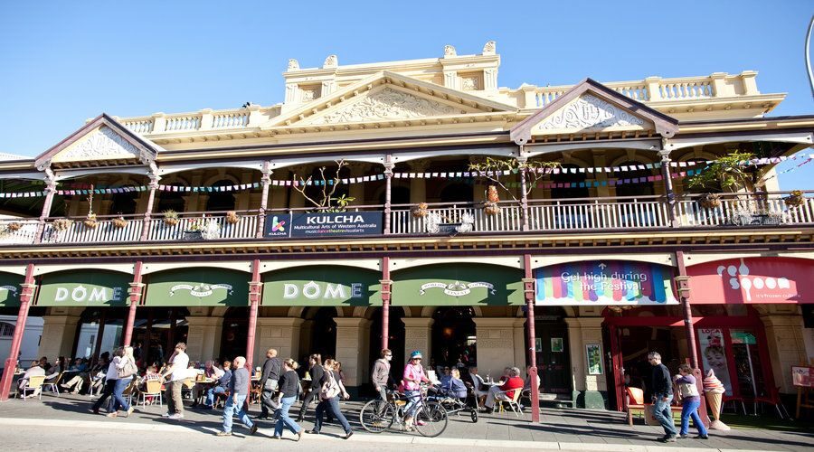 Half-Day Morning Perth & Fremantle City Explorer - Western Suburbs Stops: Millionaire’s Row and the Beach Interlude