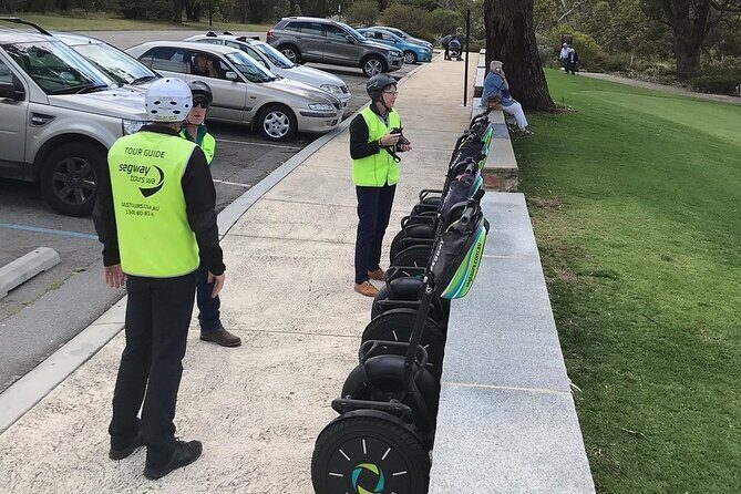 Kings Park Segway Tour - St George’s Terrace Barracks Arch: City Architecture on the Easy Mode