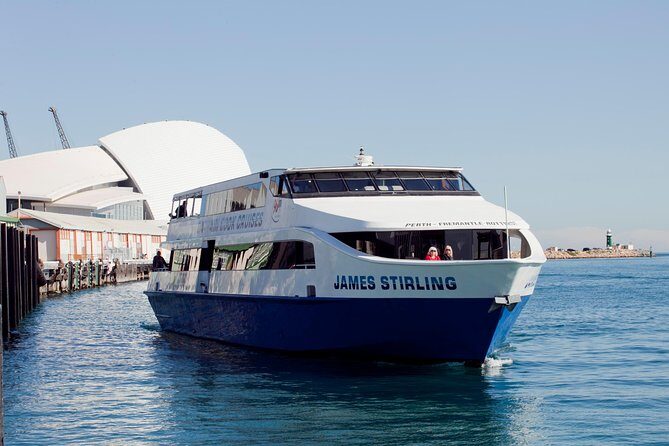 One way or Return Sightseeing Cruise between Perth and Fremantle - The live commentary: great when you can hear it