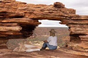 Perth: 4-Day Monkey Mia Pink Lake Coastal Loop Comfort Tour - Day 1: Greenhead Three Bays Walks, Hutt Lagoon Pink Lake, and Kalbarri Coast Views