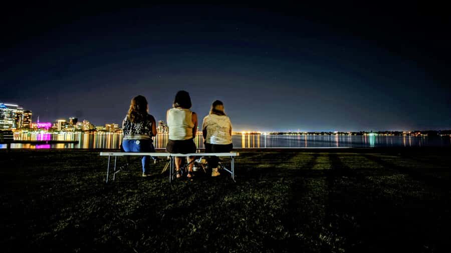 Perth: City of Lights Tour with Dessert - Perth Stadium at Night: Your First Real Photo Stop
