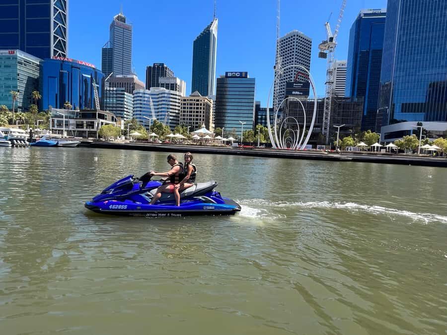 Perth: Guided Jet Ski Tour with Freestyle Session - Share or Ride Solo: How the Jet Ski Choice Changes Your Day