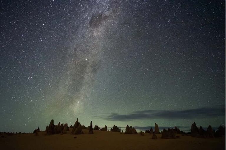 Perth: Pinnacles Desert Sunset & Stargazing with Dinner - The long scenic drive that sets up the Pinnacles sunset