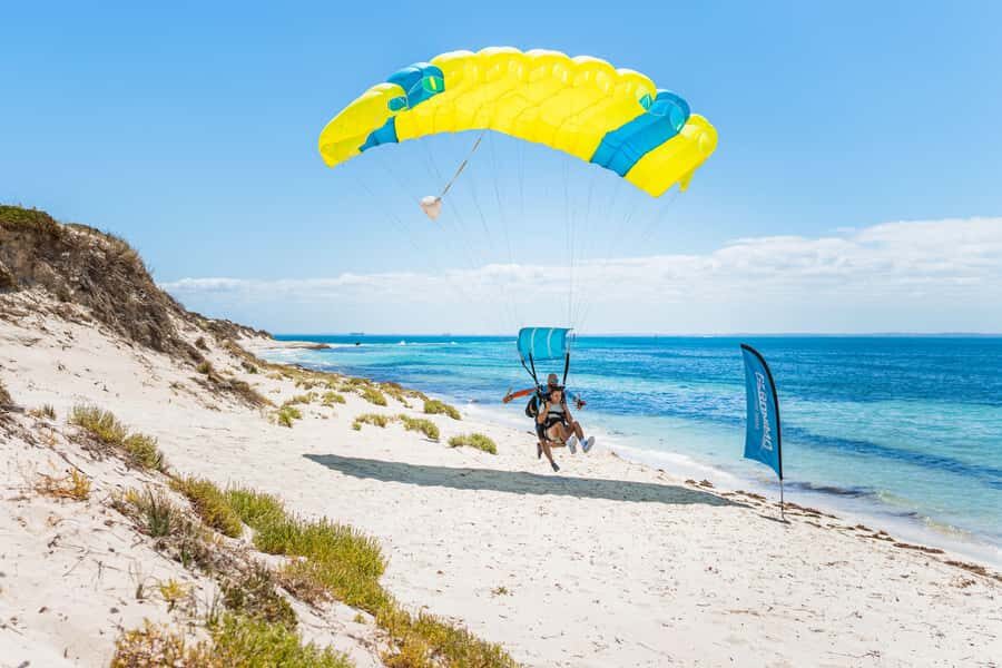 Perth: Rottnest Island Skydive and Ferry Package - Why Rottnest Island is a smart place for your first sky jump