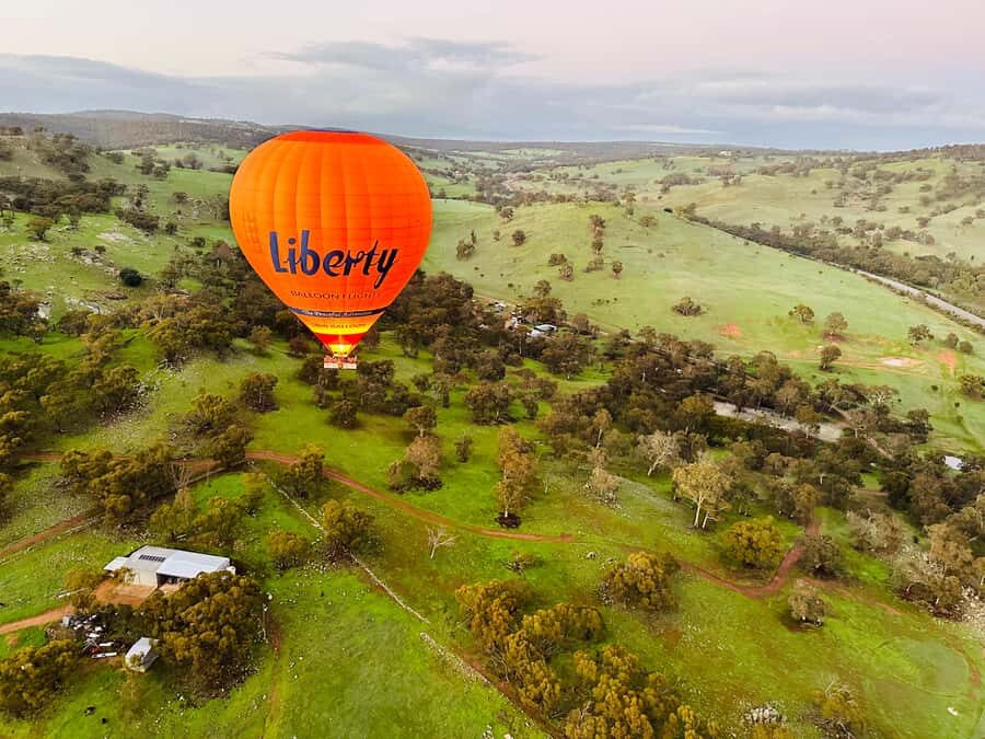 Perth to Northam: Balloon flight including shuttle bus - Perth to Northam pickup: the shuttle logistics that make the morning easy