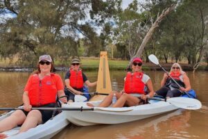 Perth Wine Region and Mandoon Estate - Guided Kayak Tour - The Swan River paddle: what the 3-hour flow really feels like