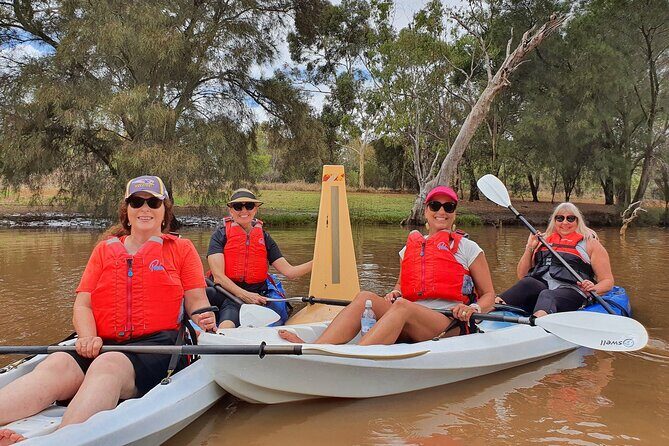 Perth Wine Region and Mandoon Estate - Guided Kayak Tour - The Swan River paddle: what the 3-hour flow really feels like