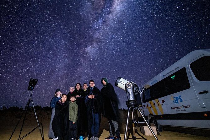 Pinnacles Desert Sunset Dinner and Stargazing Tour - Nilgen Lookout vs Hangover Bay: what changes on the day