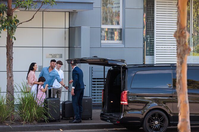 Private Luxury Transfer from Perth CBD to Perth Airport - Meet-and-Greet at Perth CBD: where the chauffeur finds you