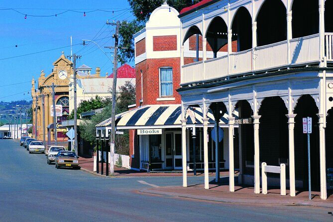 Wave Rock, York and Aboriginal Cultural Day Tour from Perth - Wildflower Shoppe Stop: Lunch Included, Plus Two Different Ways to Spend an Hour